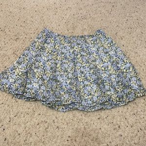 F21 Floral mini skirt